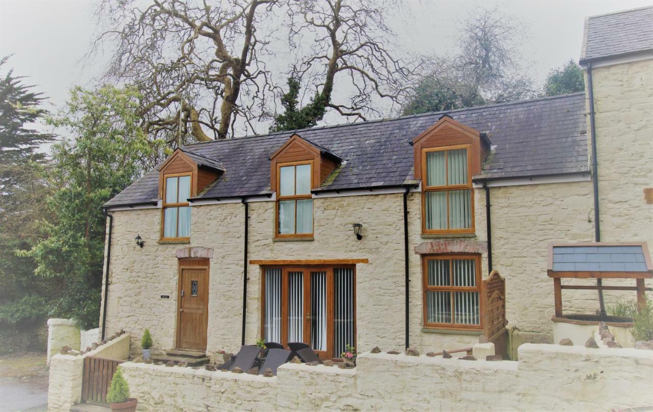 Rose Coach House Villa Pendine Exterior photo